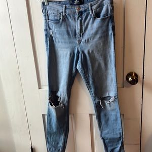 Hollister Ripped Skinny Jeans
